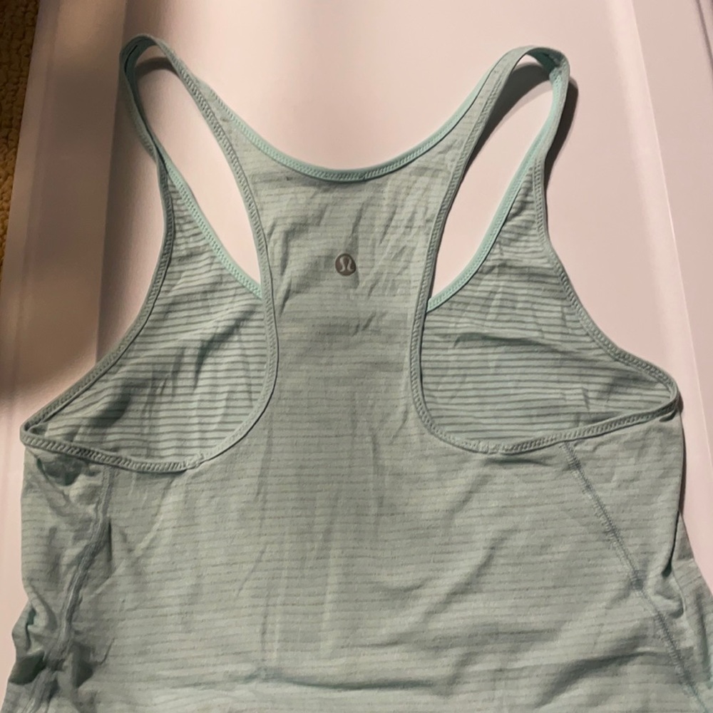 Lululemon tank
